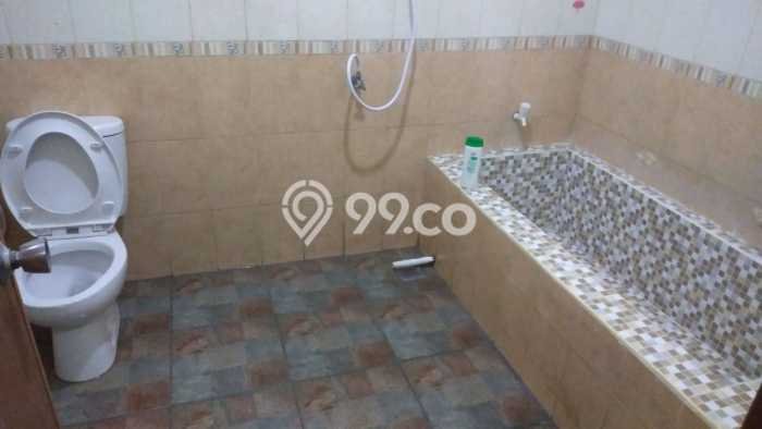 Rumah Modern 5 KT di Rawamangun Jakarta Timur Semi Furnished Rumah Modern 5 KT di Rawamangun Jakarta Timur Semi Furnished