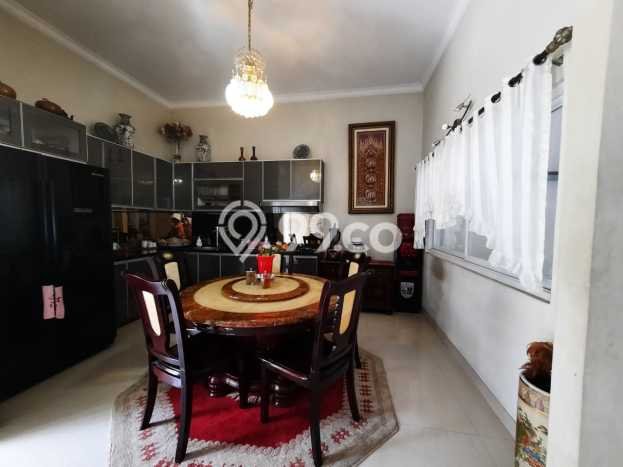 Jual Rumah Luas Elegan Dengan View Cantik di Cibubur, Bogor Jual Rumah Luas Elegan Dengan View Cantik di Cibubur, Bogor