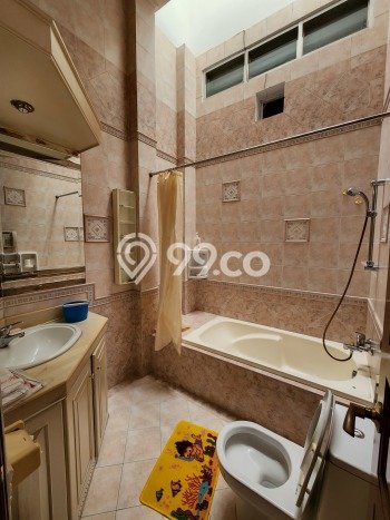 For Sale! Premium House LT 240m2 Desain Elegan di Pantai Indah Kapuk For Sale! Premium House LT 240m2 Desain Elegan di Pantai Indah Kapuk