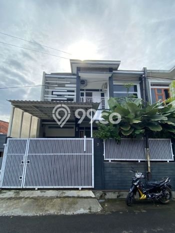 Rumah Elit Modern Siap Huni di Turangga Bandung Rumah Elit Modern Siap Huni di Turangga Bandung