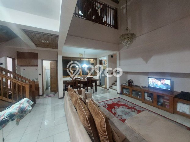 Rumah Modern 6 KT di Tubagus Ismail Bandung Semi Furnished Rumah Modern 6 KT di Tubagus Ismail Bandung Semi Furnished