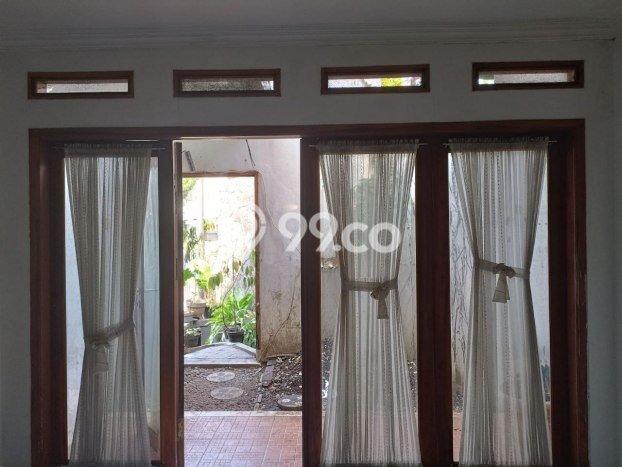 Rumah Strategis Modern Lb 120m2 di Batununggal, Bandung Rumah Strategis Modern Lb 120m2 di Batununggal, Bandung