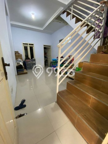 Rumah Strategis Modern Lb 175m2 di Arcamanik, Bandung Rumah Strategis Modern Lb 175m2 di Arcamanik, Bandung