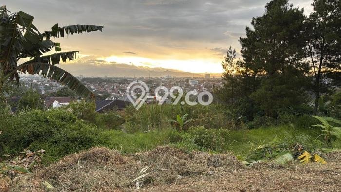 Tanah Dijual di Bandung Seluas 380m2 Strategis Tanah Dijual di Bandung Seluas 380m2 Strategis
