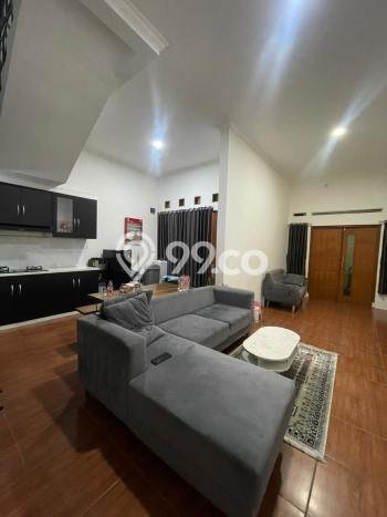 Dijual Rumah 5 Kamar Lokasi Strategis Nyaman dan Strategis di Margahayu Dijual Rumah 5 Kamar Lokasi Strategis Nyaman dan Strategis di Margahayu