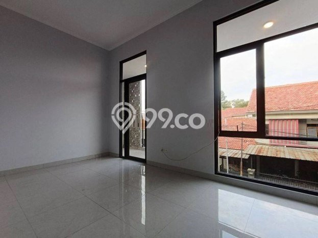 Rumah Mewah LB 200m2 Siap Huni Desain Elegan di Turangga, Bandung Rumah Mewah LB 200m2 Siap Huni Desain Elegan di Turangga, Bandung