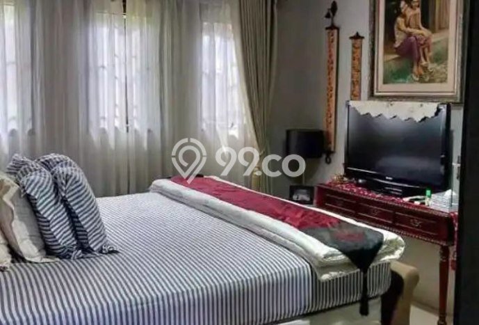 Ready to Use! Luxury House LT 327m2 Desain Elegan di Geger Kalong Ready to Use! Luxury House LT 327m2 Desain Elegan di Geger Kalong