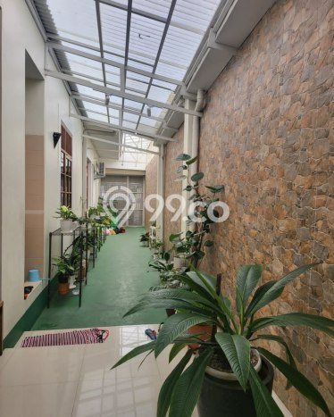 Hunian Elit LB 300m2 Siap Huni Desain Elegan di Gatot Subroto, Bandung Hunian Elit LB 300m2 Siap Huni Desain Elegan di Gatot Subroto, Bandung