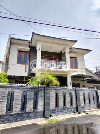 Jual Rumah Strategis Bagus Punya 6 KT di Margahayu Bandung SHM Jual Rumah Strategis Bagus Punya 6 KT di Margahayu Bandung SHM