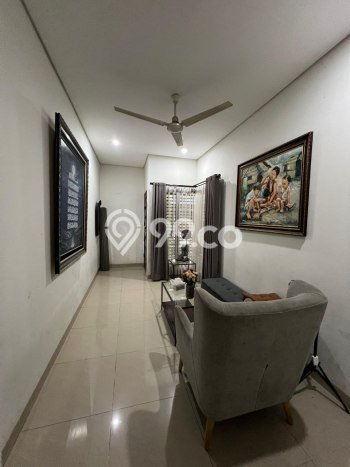 Rumah Elit LB 300m2 Siap Huni Desain Elegan di Turangga, Bandung Rumah Elit LB 300m2 Siap Huni Desain Elegan di Turangga, Bandung