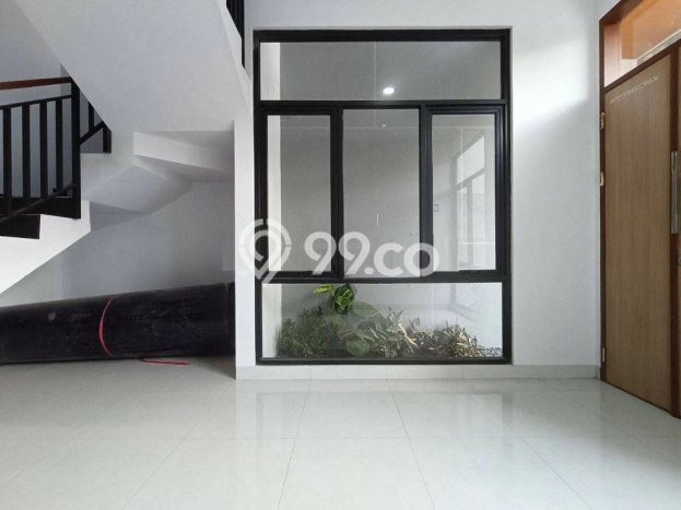 Rumah Mewah LB 200m2 Siap Huni Desain Elegan di Turangga, Bandung Rumah Mewah LB 200m2 Siap Huni Desain Elegan di Turangga, Bandung