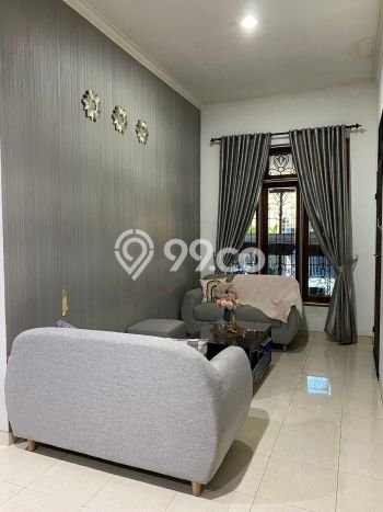 Rumah Luxury Modern Siap Huni di BSD Nusaloka Tangerang Rumah Luxury Modern Siap Huni di BSD Nusaloka Tangerang