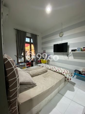 Rumah Luxury Modern Siap Huni di BSD Nusaloka Tangerang Rumah Luxury Modern Siap Huni di BSD Nusaloka Tangerang