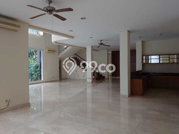 Hunian Modern dengan LT 589m2 & LB 460m2 Dikontrakkan di Pondok Indah Hunian Modern dengan LT 589m2 & LB 460m2 Dikontrakkan di Pondok Indah