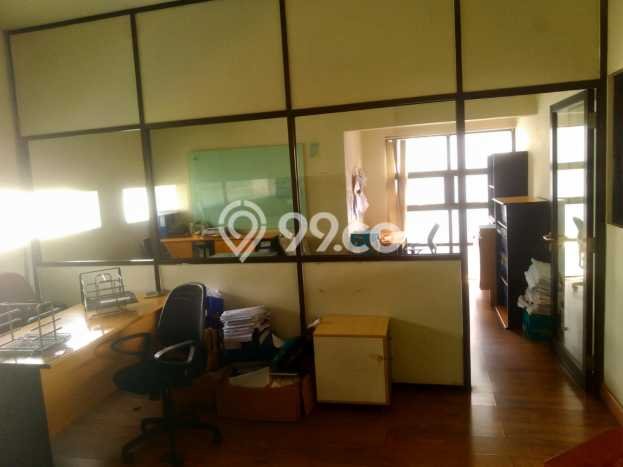 Disewakan Rumah Mewah LT 1029m2 / LB 760m2 di Kebayoran Baru, Jakarta Selatan Disewakan Rumah Mewah LT 1029m2 / LB 760m2 di Kebayoran Baru, Jakarta Selatan