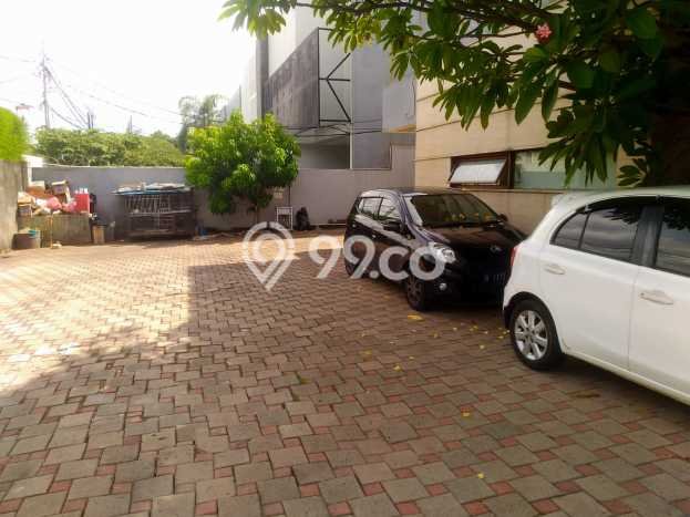 Disewakan Rumah Mewah LT 1029m2 / LB 760m2 di Kebayoran Baru, Jakarta Selatan Disewakan Rumah Mewah LT 1029m2 / LB 760m2 di Kebayoran Baru, Jakarta Selatan