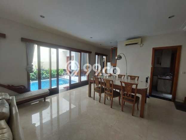 Hunian Modern Untuk Disewakan di Pondok Indah Jakarta Selatan 4 KT & 3 KM Hunian Modern Untuk Disewakan di Pondok Indah Jakarta Selatan 4 KT & 3 KM