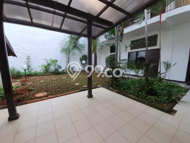 Rumah Modern Dikontrakkan di Menteng Jakarta Pusat Area Sangat Strategis Rumah Modern Dikontrakkan di Menteng Jakarta Pusat Area Sangat Strategis