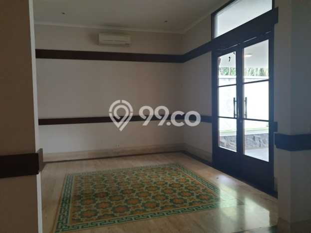Rumah Modern Dikontrakkan di Menteng Jakarta Pusat Lokasi Sangat Strategis Rumah Modern Dikontrakkan di Menteng Jakarta Pusat Lokasi Sangat Strategis
