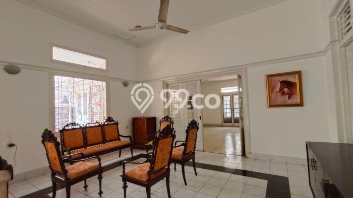 Dijual Rumah Premium dengan Fasilitas Sekitar Komplit di Menteng, Jakarta Pusat Dijual Rumah Premium dengan Fasilitas Sekitar Komplit di Menteng, Jakarta Pusat