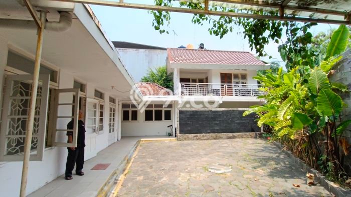 Dijual Rumah Premium dengan Fasilitas Sekitar Komplit di Menteng, Jakarta Pusat Dijual Rumah Premium dengan Fasilitas Sekitar Komplit di Menteng, Jakarta Pusat