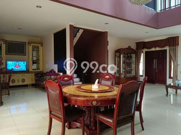 Rumah Luxury Modern Tanpa Renovasi di Kemang Pratama Bekasi Rumah Luxury Modern Tanpa Renovasi di Kemang Pratama Bekasi