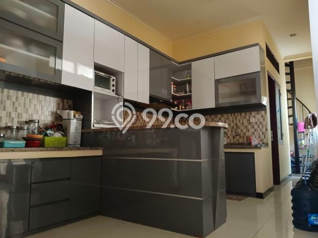 Rumah Luxury Modern Tanpa Renovasi di Kemang Pratama Bekasi Rumah Luxury Modern Tanpa Renovasi di Kemang Pratama Bekasi