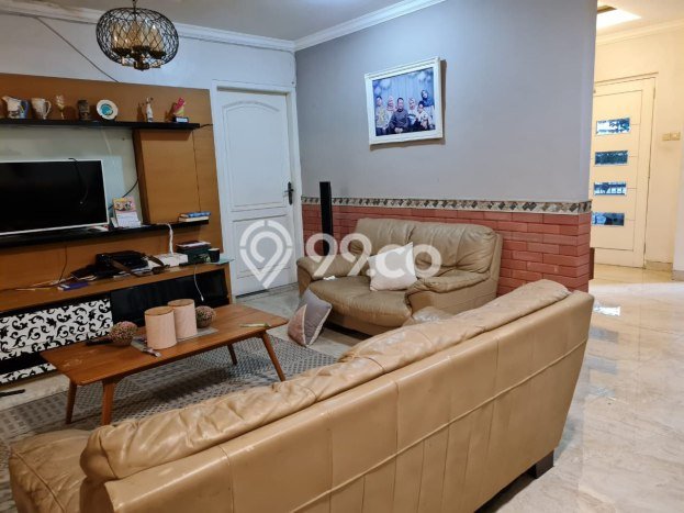 Hunian Mewah Dijual LT 144m2 di Kelapa Gading, Jakarta Utara Hunian Mewah Dijual LT 144m2 di Kelapa Gading, Jakarta Utara