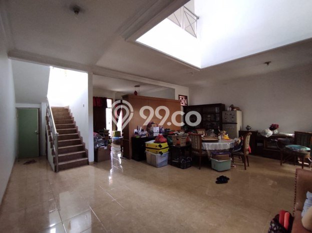 Jual Rumah Luas Megah Dengan View Eksklusif di Pondok Kelapa, Jakarta Timur Jual Rumah Luas Megah Dengan View Eksklusif di Pondok Kelapa, Jakarta Timur