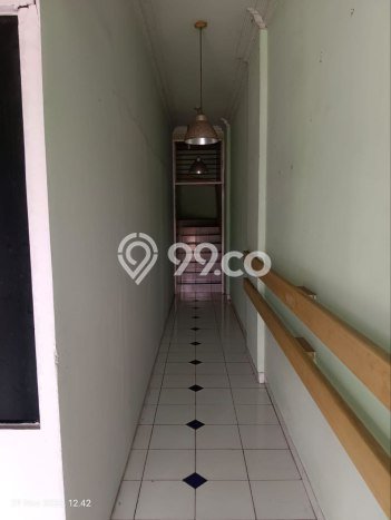 Ruko Dijual di Jakarta Timur LT 140m2 & LB 200m2 Lokasi Terbaik! Ruko Dijual di Jakarta Timur LT 140m2 & LB 200m2 Lokasi Terbaik!