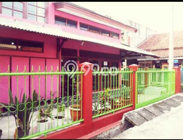 Jual Rumah Strategis Bagus Punya 6 KT di Antapani Bandung SHM Jual Rumah Strategis Bagus Punya 6 KT di Antapani Bandung SHM