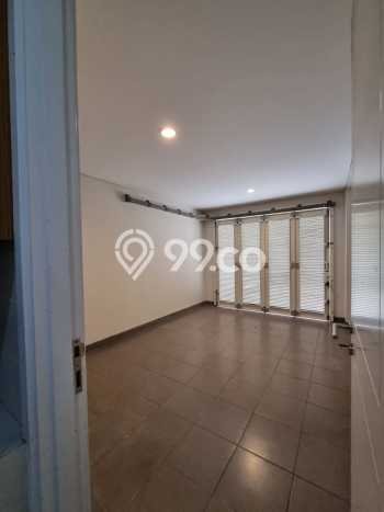 SPECIAL LISTING! Rumah di Pagedangan, 4 KT, Dekat Fasilitas, LT 300m² Bangunan 260m² SPECIAL LISTING! Rumah di Pagedangan, 4 KT, Dekat Fasilitas, LT 300m² Bangunan 260m²