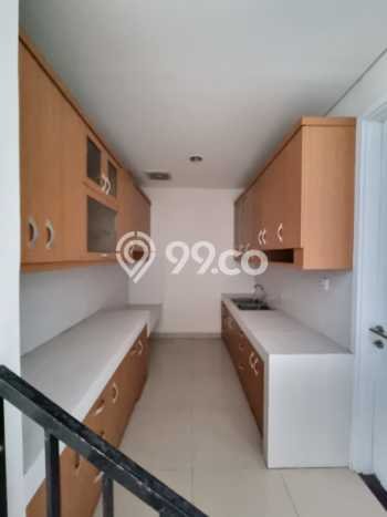SPECIAL LISTING! Rumah di Pagedangan, 4 KT, Dekat Fasilitas, LT 300m² Bangunan 260m² SPECIAL LISTING! Rumah di Pagedangan, 4 KT, Dekat Fasilitas, LT 300m² Bangunan 260m²