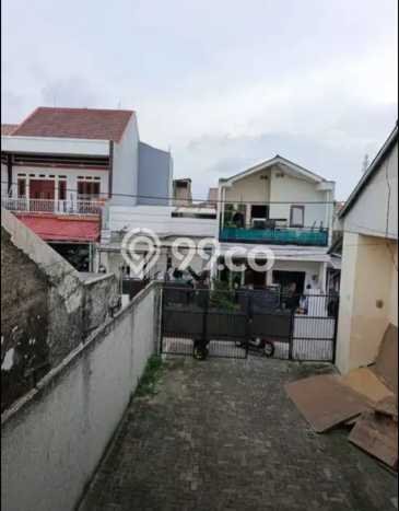 Gudang Disewa di Tangerang dengan LB 300m2 Area Komersial Ramai Gudang Disewa di Tangerang dengan LB 300m2 Area Komersial Ramai