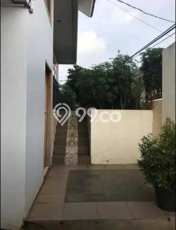 Disewakan Hunian Konsep Modern di Kebayoran Baru Jakarta Selatan dengan 6 Kamar Disewakan Hunian Konsep Modern di Kebayoran Baru Jakarta Selatan dengan 6 Kamar