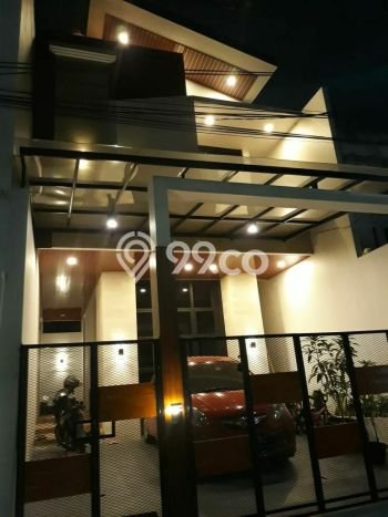 Rumah Modern LB/LT 135m2/110m2 Dijual di Pondok Bambu, Jakarta Timur Rumah Modern LB/LT 135m2/110m2 Dijual di Pondok Bambu, Jakarta Timur