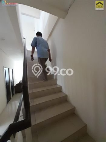 Unit Ruko Dijual di Bekasi LT 72m2 & LB 180m2 Unit Ruko Dijual di Bekasi LT 72m2 & LB 180m2