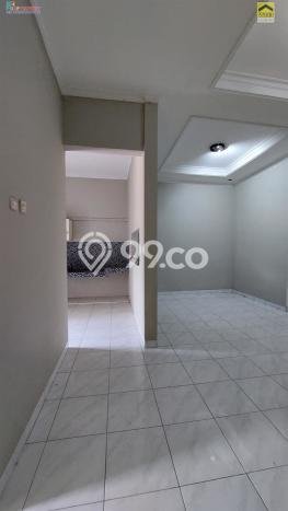 Rumah Strategis Minimalis Lb 116m2 di Ciracas, Jakarta Timur Rumah Strategis Minimalis Lb 116m2 di Ciracas, Jakarta Timur