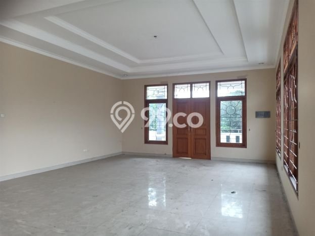 Hunian Mewah LB 798m2 Siap Pakai Desain Elegan di Cibubur, Jakarta Timur Hunian Mewah LB 798m2 Siap Pakai Desain Elegan di Cibubur, Jakarta Timur