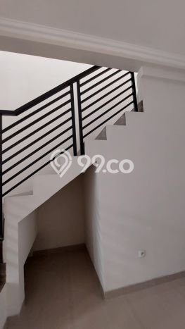 Rumah Luas Asri 3 KT Siap Pakai di Jati Mekar Bekasi Rumah Luas Asri 3 KT Siap Pakai di Jati Mekar Bekasi