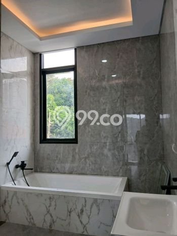 Dijual Rumah Mewah Elegan Dengan View Eksklusif di Gandaria, Jakarta Selatan Dijual Rumah Mewah Elegan Dengan View Eksklusif di Gandaria, Jakarta Selatan