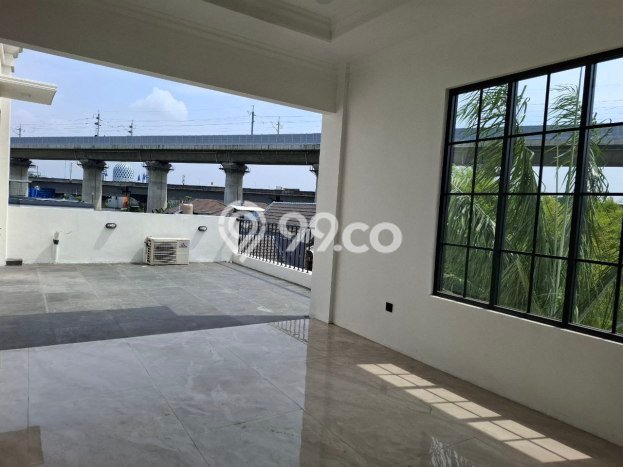 Hunian Mewah LB 420m2 Siap Huni Desain Elegan di Galaxy, Bekasi Hunian Mewah LB 420m2 Siap Huni Desain Elegan di Galaxy, Bekasi