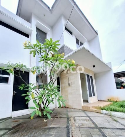 Hunian Nyaman Asri 3 KT Siap Huni di Galaxy Bekasi Hunian Nyaman Asri 3 KT Siap Huni di Galaxy Bekasi