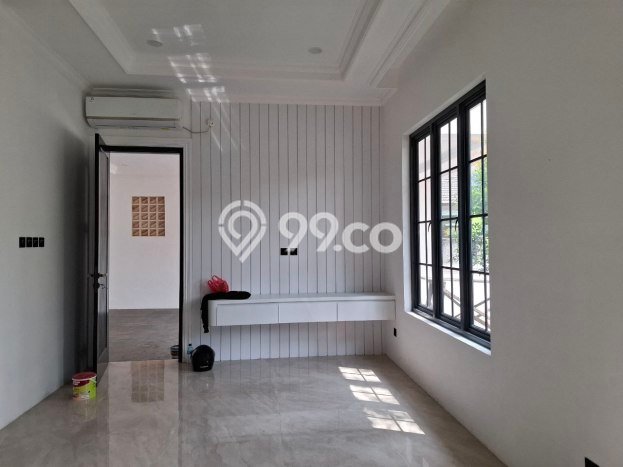 Rumah Elit LB 420m2 Siap Pakai Desain Elegan di Galaxy, Bekasi Rumah Elit LB 420m2 Siap Pakai Desain Elegan di Galaxy, Bekasi