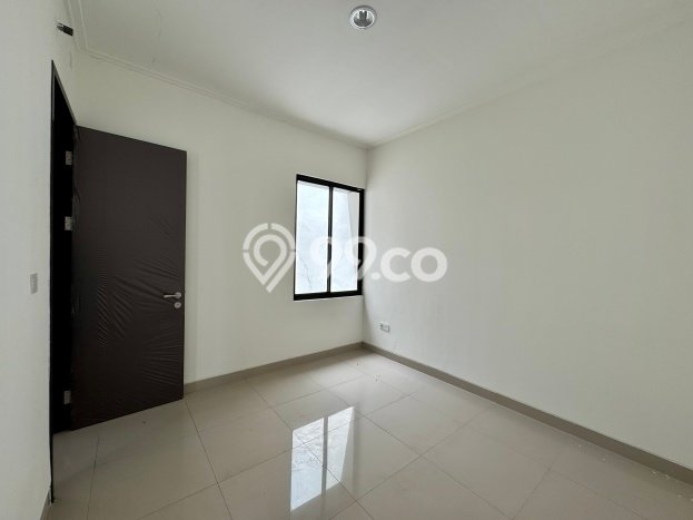 Ready to Use! Luxury House LT 100m2 Desain Modern di Teluk Naga Ready to Use! Luxury House LT 100m2 Desain Modern di Teluk Naga