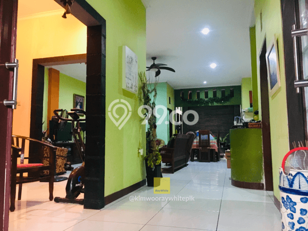 Rumah Strategis Modern Lb 175m2 di Ciputat, Tangerang Selatan Rumah Strategis Modern Lb 175m2 di Ciputat, Tangerang Selatan