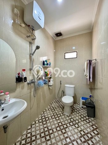 Dijual Hunian Rumah Terawat 5 KT di Tanjung Duren Selatan, Jakarta Barat Dijual Hunian Rumah Terawat 5 KT di Tanjung Duren Selatan, Jakarta Barat