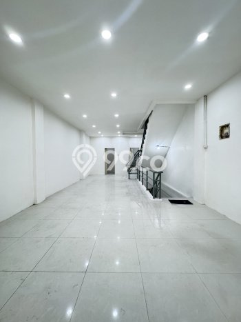 Kantor Bagus Dijual LB 300m2 Lokasi Strategis Jakarta Pusat Area Cocok untuk Berbisnis Kantor Bagus Dijual LB 300m2 Lokasi Strategis Jakarta Pusat Area Cocok untuk Berbisnis