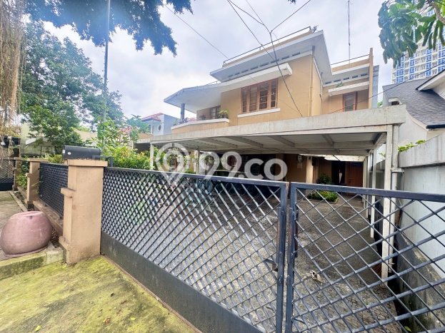 Siap Huni Hunian Elit 4 Kamar di Menteng Dekat ke Mana Saja Siap Huni Hunian Elit 4 Kamar di Menteng Dekat ke Mana Saja