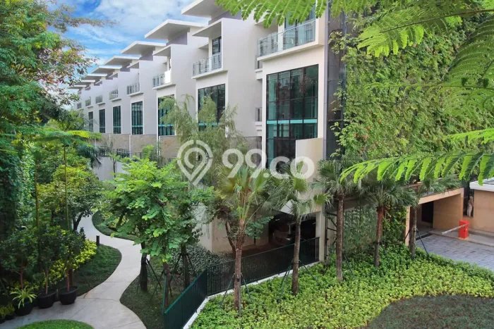 For Sale! Luxury House LT 180m2 Desain Modern di Pakubuwono For Sale! Luxury House LT 180m2 Desain Modern di Pakubuwono